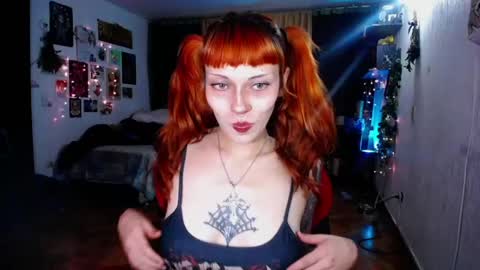Pola  INDEPENDENT MODEL online show from 06.17.26