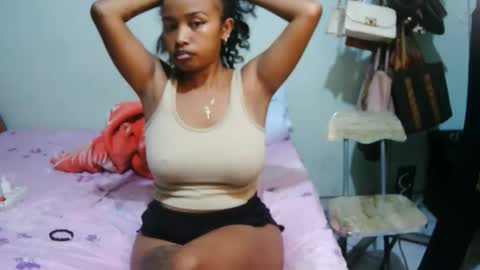 Snapshot of miel_07 chatting on 02.10.26 miel_07 online show from 02.10.26