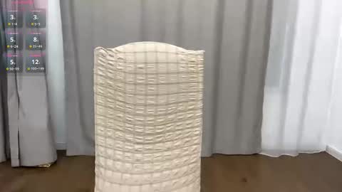 Snapshot of mieshasegura chatting on 12.16.25 Mia online show from 12.16.25