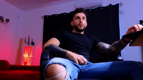 MightyAaron online show from 11.09.25