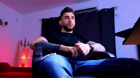 MightyAaron online show from 01.18.26