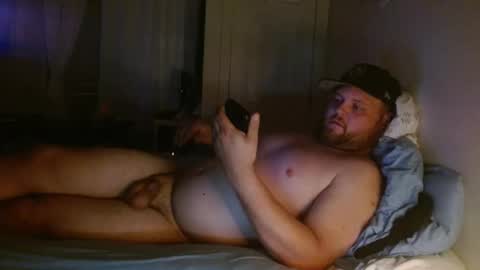 Snapshot of miguel320129 chatting on 11.18.25 Miggy online show from 11.18.25