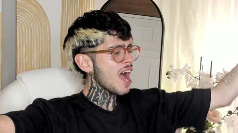 MIHAIL LEROY finally independent model online show from 01.09.25