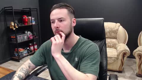 Snapshot of mihasikd chatting on 02.17.26 Misha Winchester online show from 02.17.26