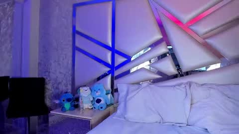 MIA 3 online show from 10.30.25