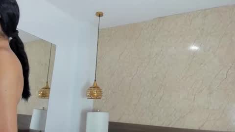 Miia online show from 03.20.26