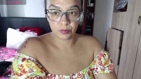 Snapshot of miia_big1boobs chatting on 02.13.25 miia big1boobs online show from 02.13.25
