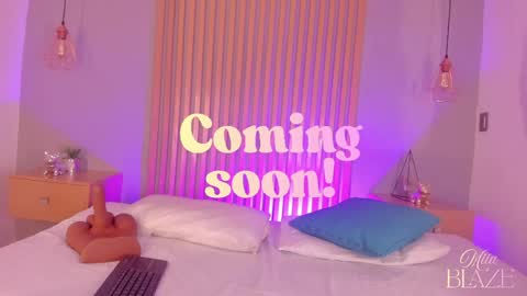 Snapshot of miia_blaze chatting on 05.14.26 Mia online show from 05.14.26