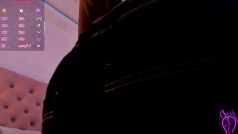 Snapshot of miia_schwarz chatting on 09.20.25 Miia Schwarz online show from 09.20.25