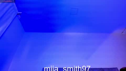 mia online show from 09.12.25