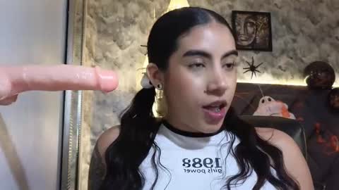 Mia Storm online show from 10.09.25