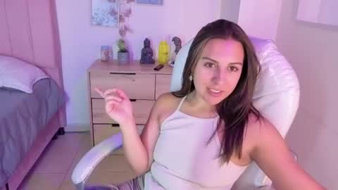 Snapshot of miia_thompson_1 chatting on 06.23.26 M I I A online show from 06.23.26