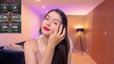 Mia online show from 11.12.25