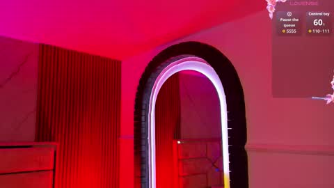 Mia Monroe online show from 12.17.25