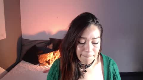 Snapshot of miiaawallace chatting on 02.09.25 miiaawallace online show from 02.09.25