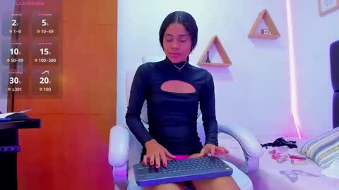 mia sofia online show from 09.25.25