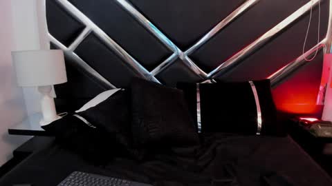 miikeothon online show from 04.11.26