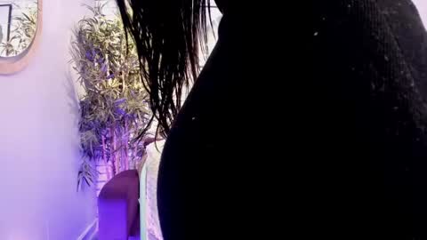 miilu  online show from 02.21.25