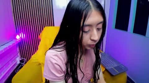 miilu  online show from 10.12.25