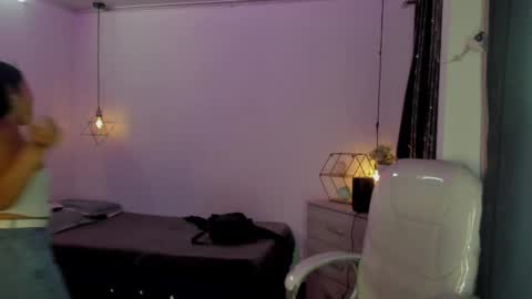 miiss_greyy online show from 09.27.25