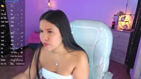 miiss_greyy online show from 10.17.25