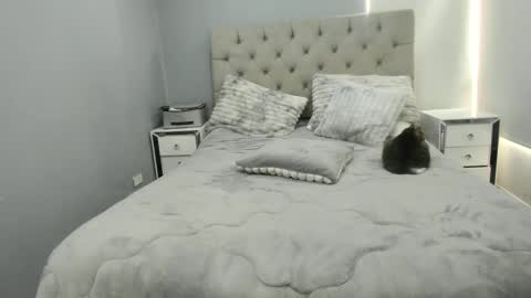 miiss_samantha online show from 02.17.26