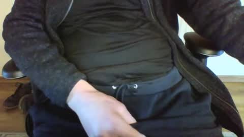 mik online show from 02.24.25