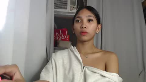 Snapshot of mika_cora chatting on 06.15.26 MIKA online show from 06.15.26