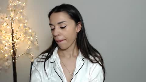 Mika online show from 10.01.25