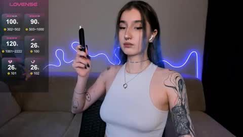 Mika online show from 10.25.25