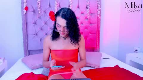 Snapshot of mika_velvet chatting on 02.20.26 mika_velvet online show from 02.20.26