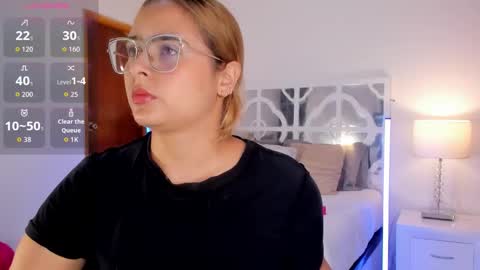 Mikaela blondie bigass online show from 12.05.25