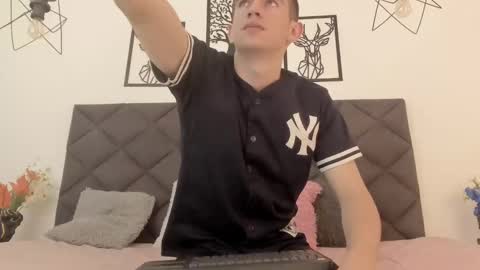 mikael online show from 01.31.25