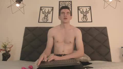 mikael online show from 02.23.25