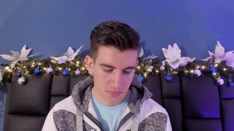 mikael online show from 11.29.25