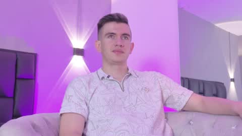 mikael online show from 04.08.26