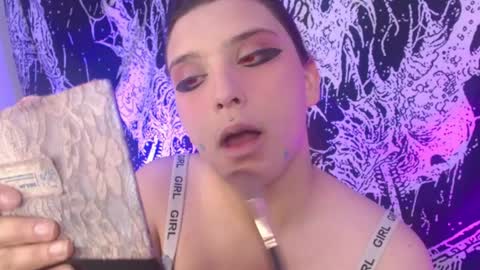 Mika online show from 04.11.26