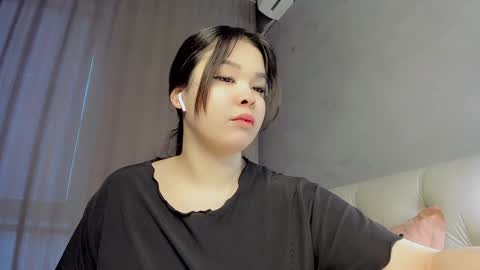 Snapshot of mikasssu chatting on 12.14.24 mikasssu online show from 12.14.24