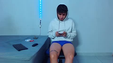 Mike IMDEPENDIENT MODEL online show from 10.26.25