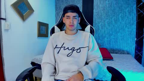 Mike 0233 online show from 12.05.25