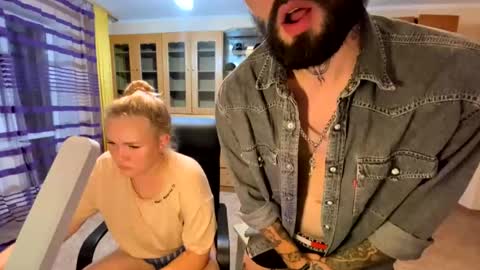 Mike and anna online show from 04.11.26