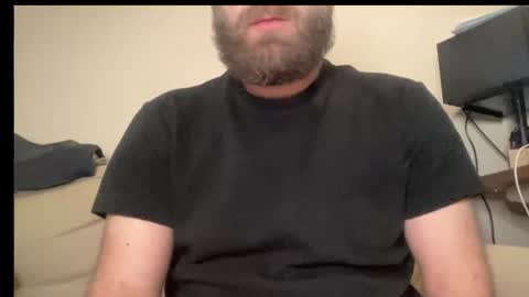 Snapshot of mike_berlin1 chatting on 12.02.25 MIke online show from 12.02.25