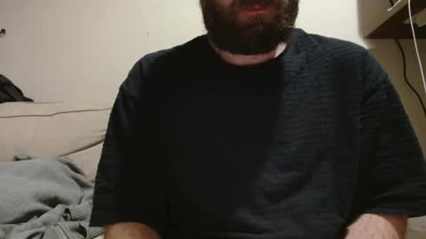 Snapshot of mike_berlin1 chatting on 12.16.25 MIke online show from 12.16.25