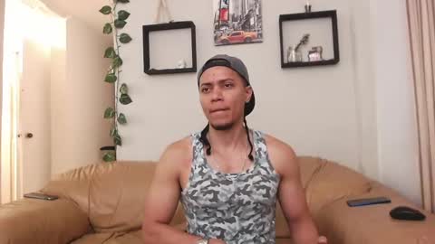 Snapshot of mike_rolly chatting on 02.25.25 Enrique Rolly online show from 02.25.25