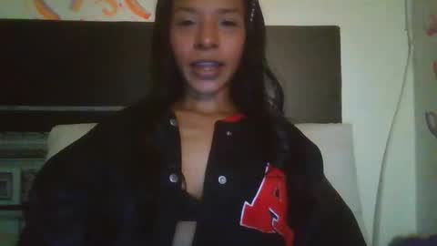 MAITE  MIKE  Sometimes Im with the boy in camera online show from 11.17.25