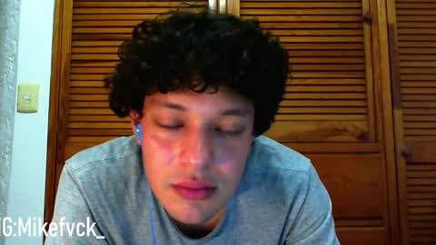 Snapshot of mikefvck_ chatting on 01.18.25 Mike online show from 01.18.25