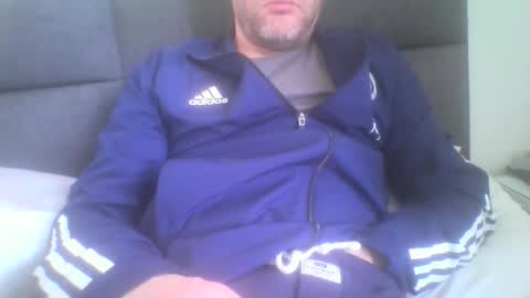 mikehockishuge9 online show from 03.02.25