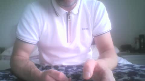 mikehockishuge9 online show from 09.27.25