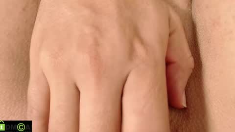 Mikell Williams online show from 12.26.24