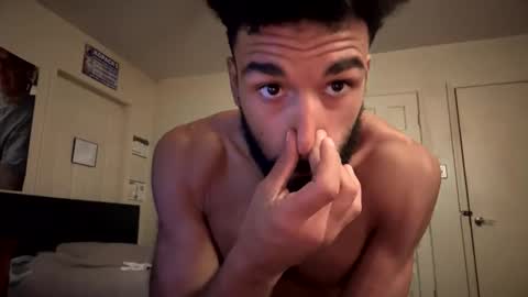 Snapshot of mikemikemikey9996 chatting on 10.25.25 mikemikemikey9996 online show from 10.25.25